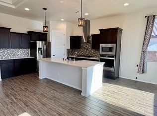 5208 Bullseye Rd, Rio Rancho, NM 87144