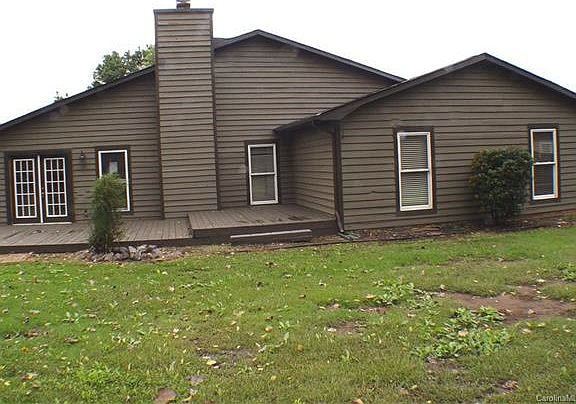 4th image of 8312 Woodgate Ln