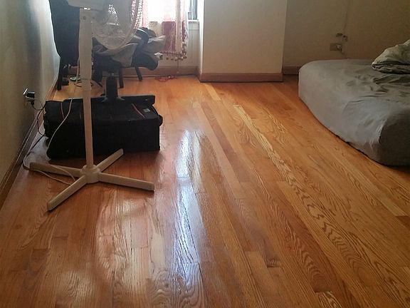 3rd image of 501 W 24th Pl APT 504