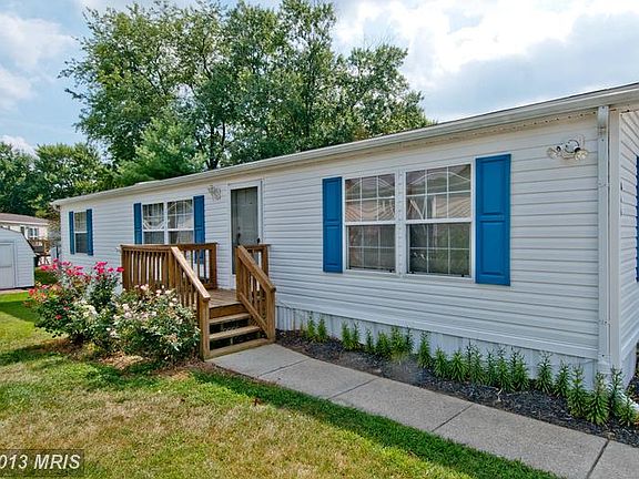 5th image of 1007 Egret Ct