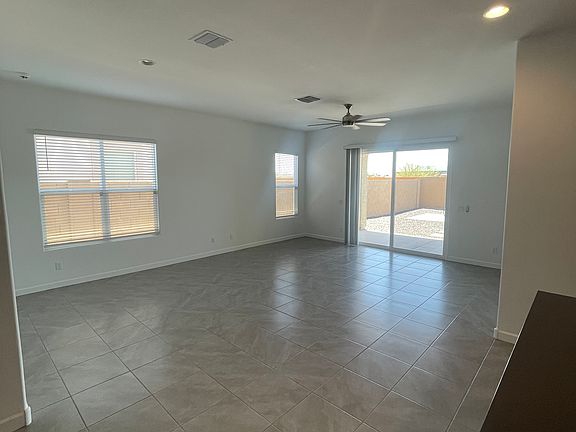 3rd image of 22828 N Bolivia St