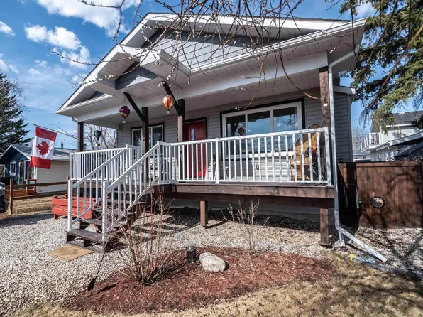 5007 57th St, Alberta Beach, AB T0E 0A0