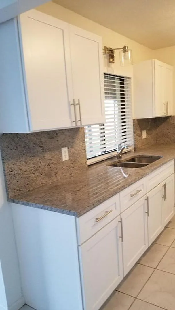 14507 Larkspur Lane, Wellington, FL 33414 — Photo 2