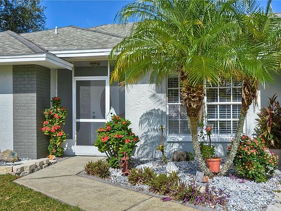5th image of 22453 Shoreside Dr