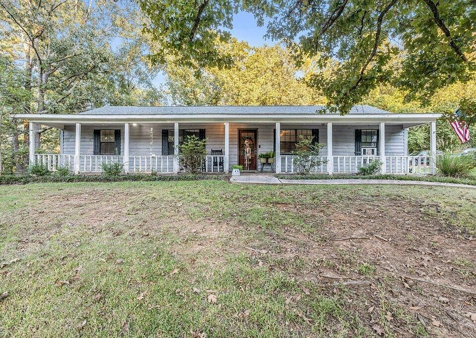 1st image of 1546 Riviera Rd