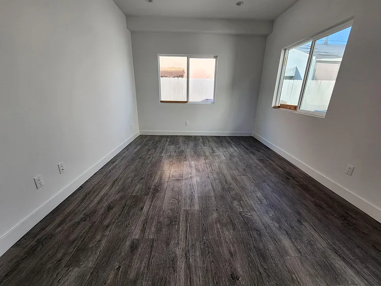 6515--6513 Florence Place Bell Gardens Circle 6313 #A-6315 — Photo 8