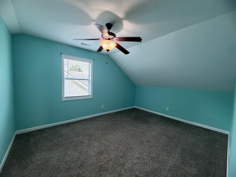 2525 Centerstone Cir — Photo 27