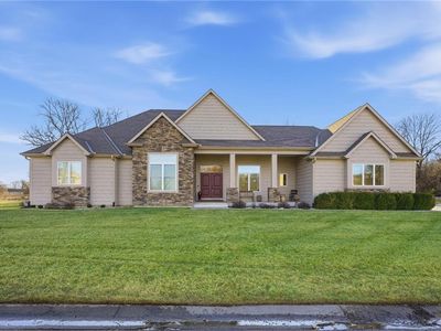 900 Oakmont Dr, Lansing, KS, 66043