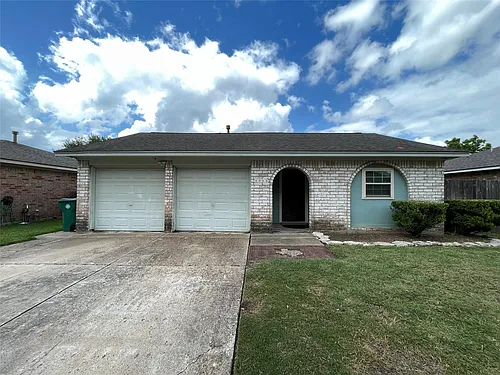 1303 Sigma St Photo 1