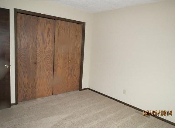 4th image of 2908 83rd Ln N