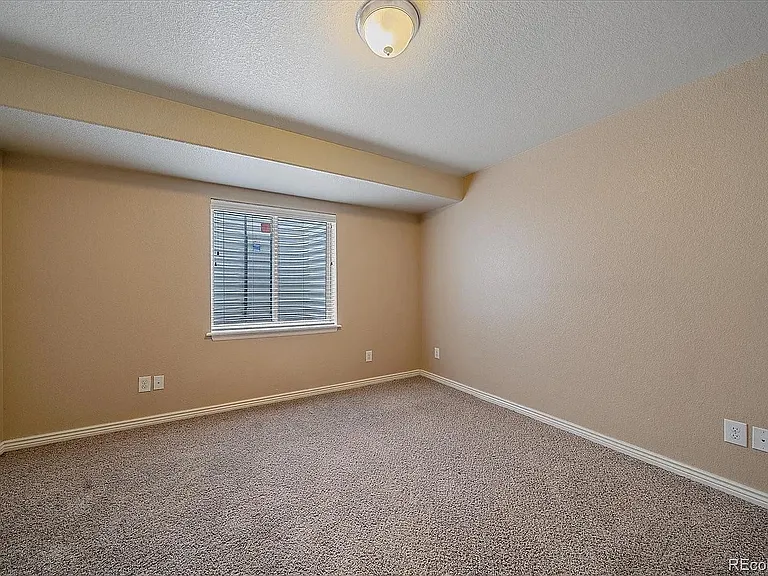 6986 Sulfur Ct — Photo 28