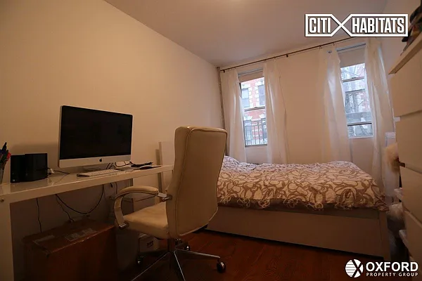 Rented by Oxford Property Group | media 10