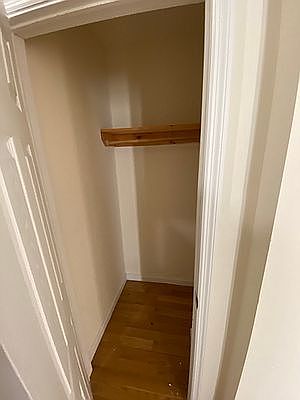 5th image of 25 St Nicholas Ter APT 47