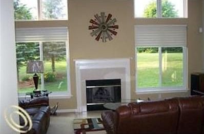 4th image of 3156 Silverbrook Dr