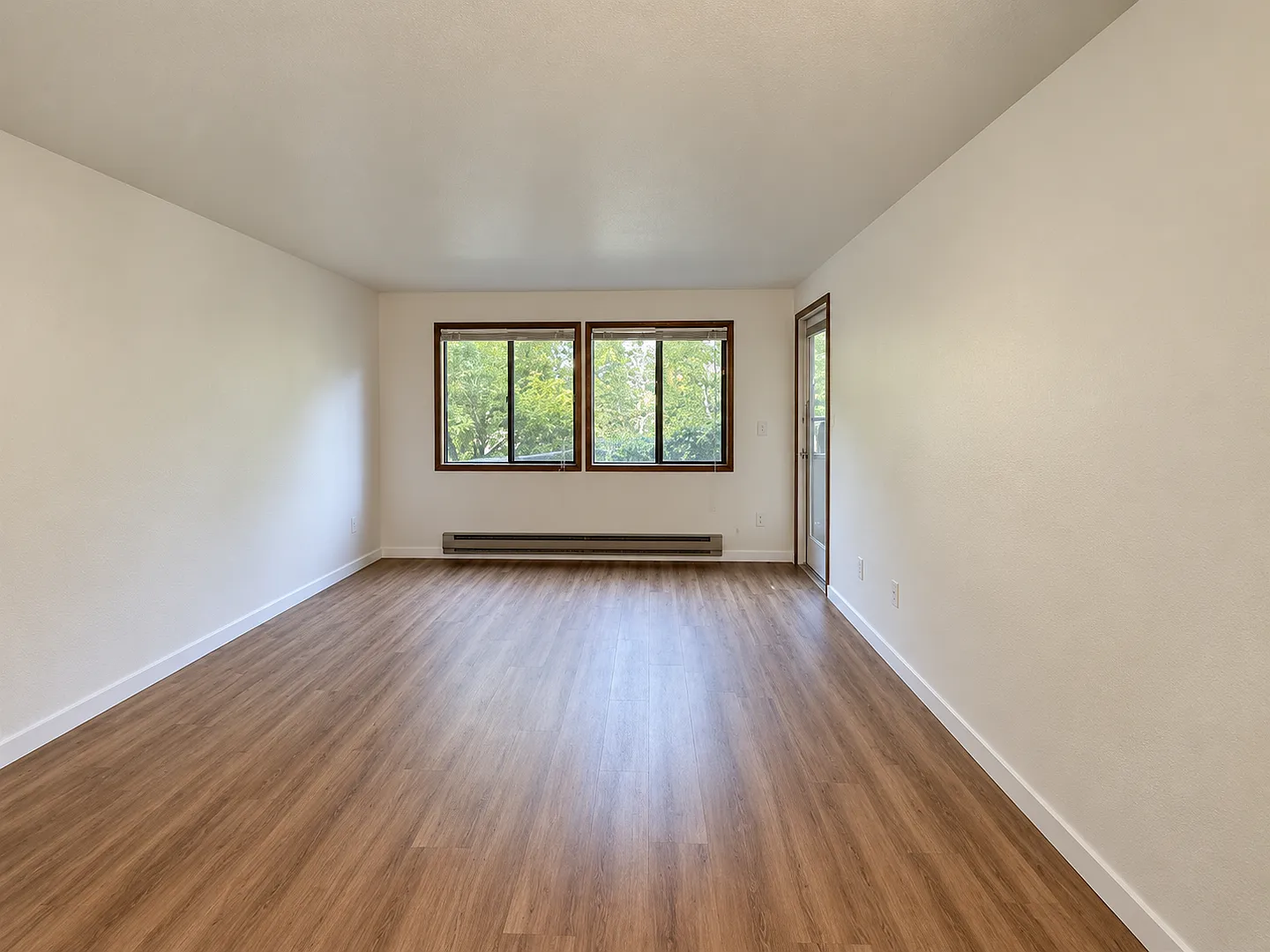 Shorecrest Apartments — Photo 4