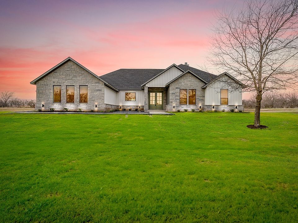 1st image of 5524 Sledge Loop