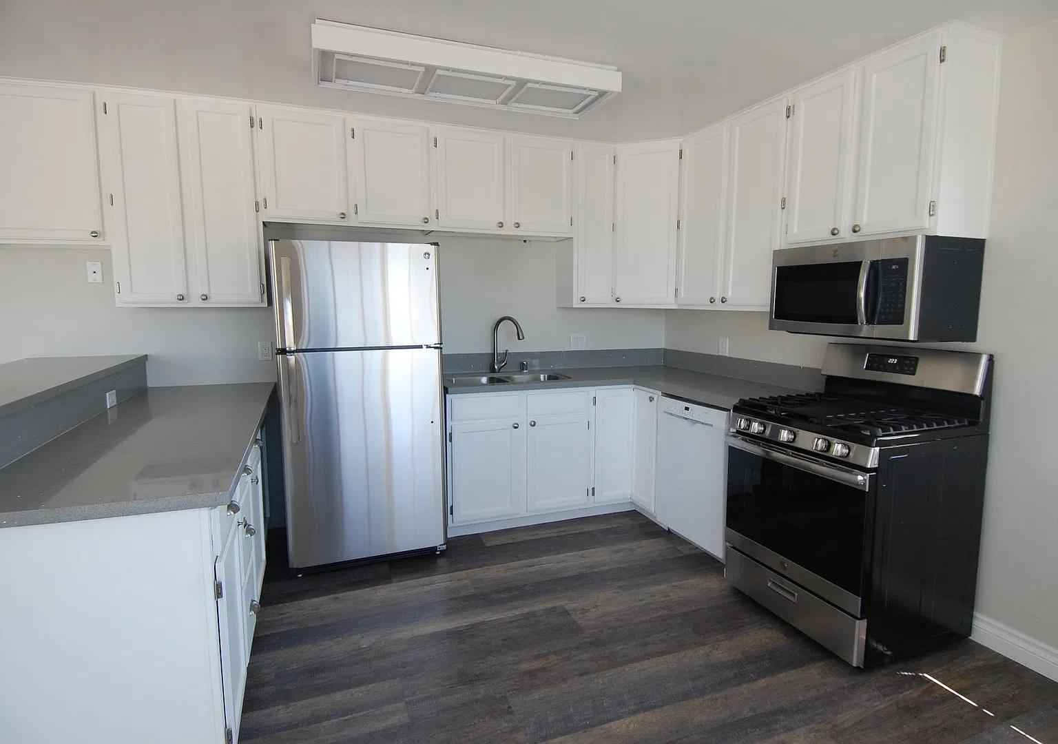 142 W. Marquita — Photo 4