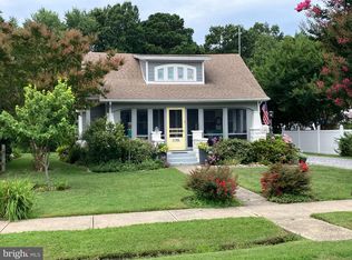5786 S Hawthorne Ave, Rock Hall, MD 21661