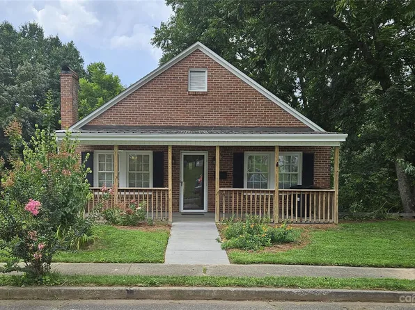 125 Evans St, Morganton, NC 28655