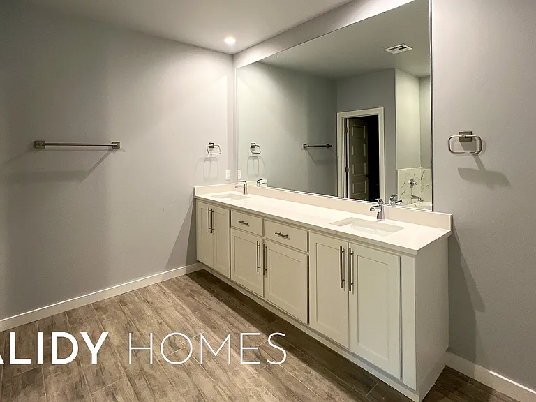 17611 Natalie Ct — Photo 16