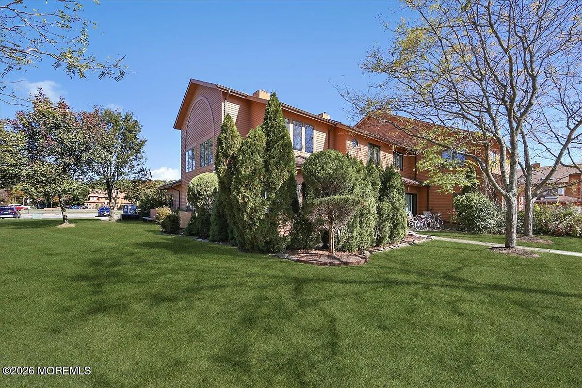 2 bed, 1082 sqft, $2,850 — Photo 3