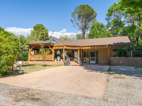 324 McLaren Ln, Bishop, CA 93514