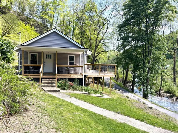 5391 Tumbling Creek Rd, Saltville, VA 24370
