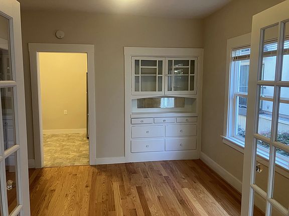 2nd image of 437 Euclid Ave #1