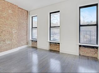31 E 1st St #2BB, New York, NY 10003