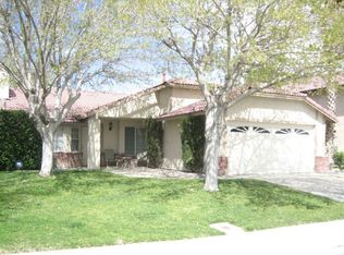 3317 W Avenue J2, Lancaster, CA 93536