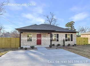 10 Meadowlark Dr, Little Rock, AR 72209