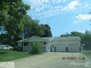 1820 Tahyio Rd, Owosso, MI 48867