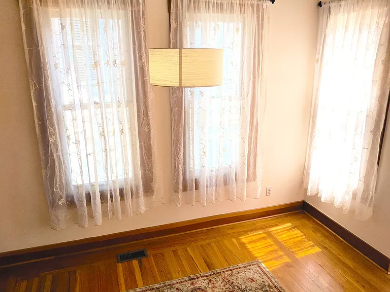 5263 Locksley Ave — Photo 5