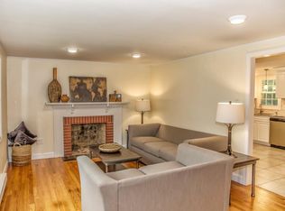 41 Plymouth Ter, West Springfield, MA 01089