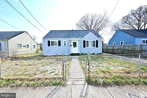 2610 Lakehurst Ave Photo 1