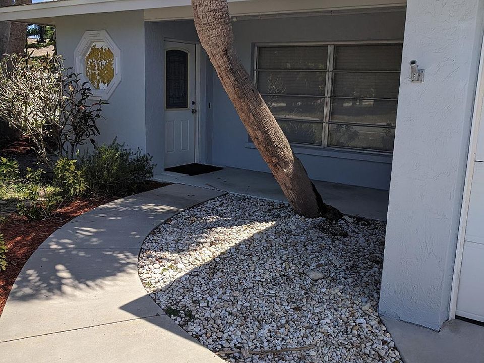 1st image of 1753 Valencia Dr
