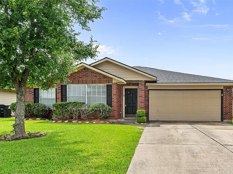 10814 Bradford Way Dr — Photo 1