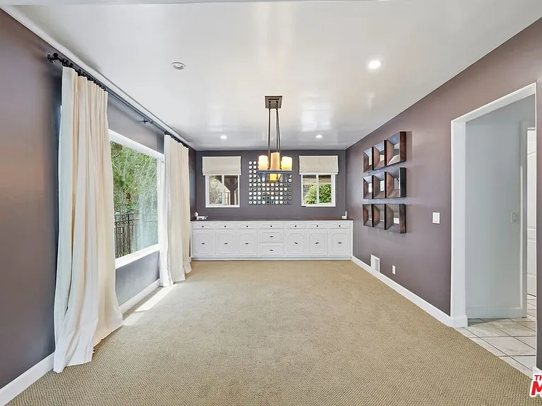 503 N Greencraig Rd — Photo 3