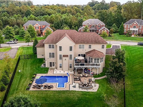 4th image of 11508 Pegasus Ct