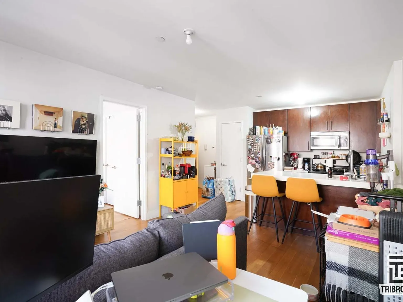 327 Franklin Avenue — Photo 4