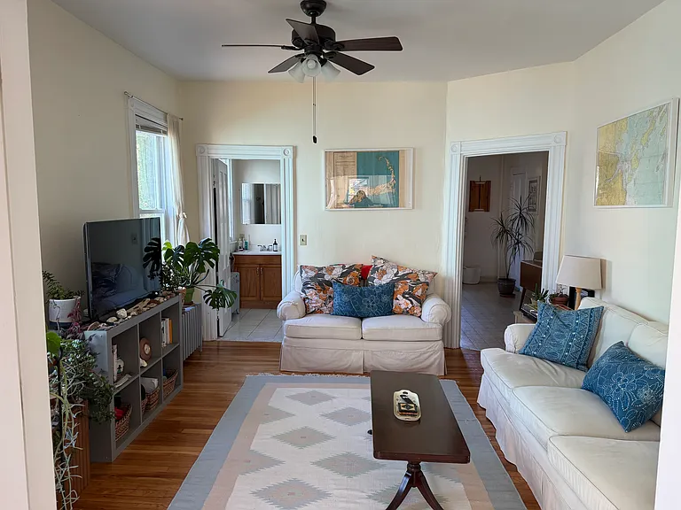 12 Sheridan Ave #1 — Photo 2