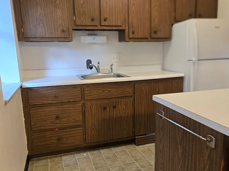 305 Aqua Ct — Photo 18