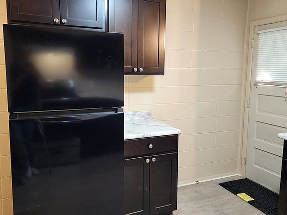 3rd image of 165 Schneiderman Dr