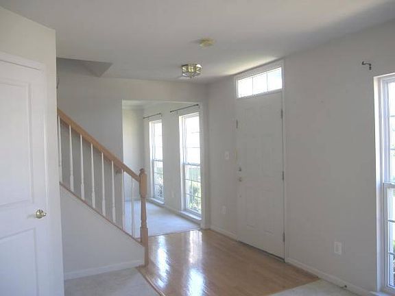 4th image of 3200 Jasper Hill Ct
