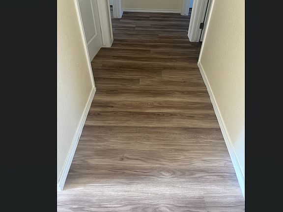 4th image of 404 N Cesar Chavez Rd #62