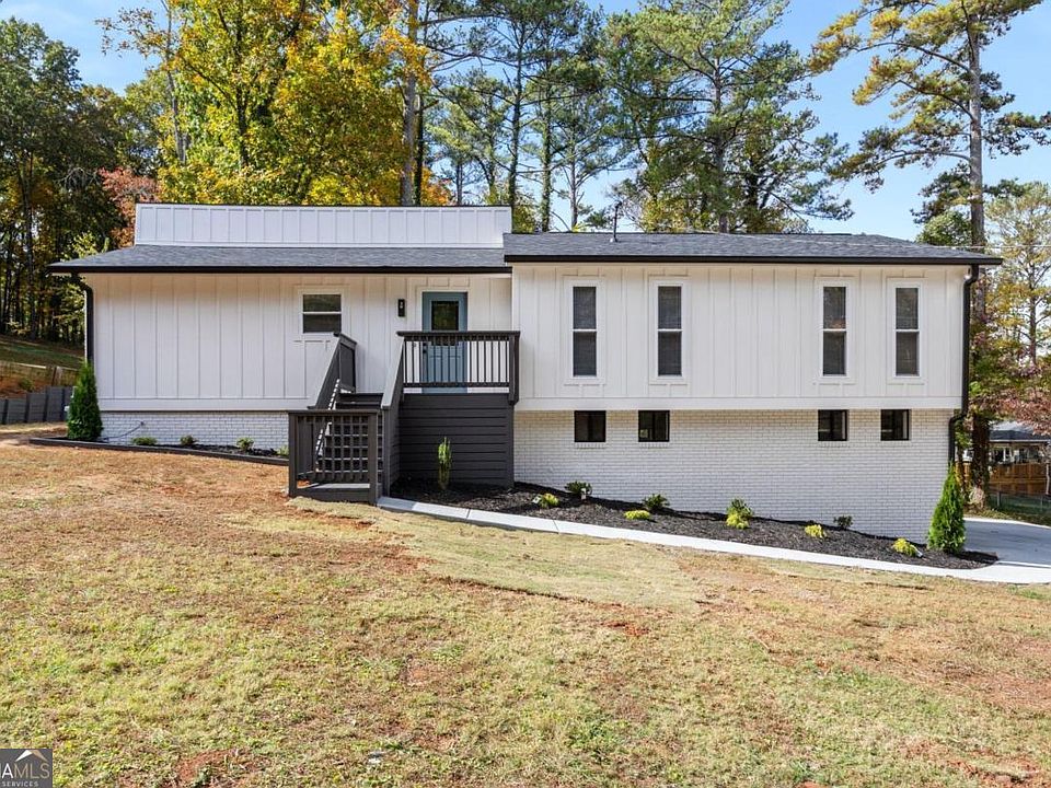 1st image of 2400 Black Oak Dr