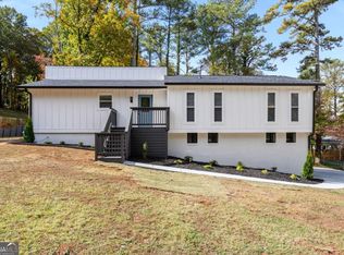 2400 Black Oak Dr, Marietta, GA 30066