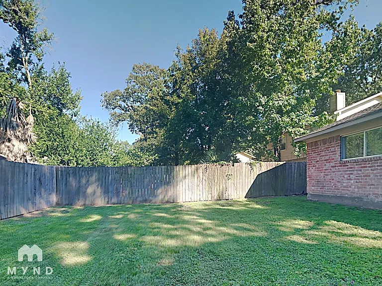 3219 Glen Spring Dr — Photo 17