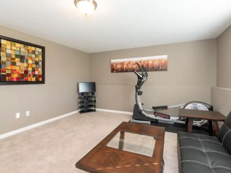 1205 Gardner Pond Ln — Photo 27