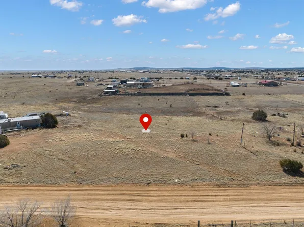 11 Johns Rd, Moriarty, NM 87035
